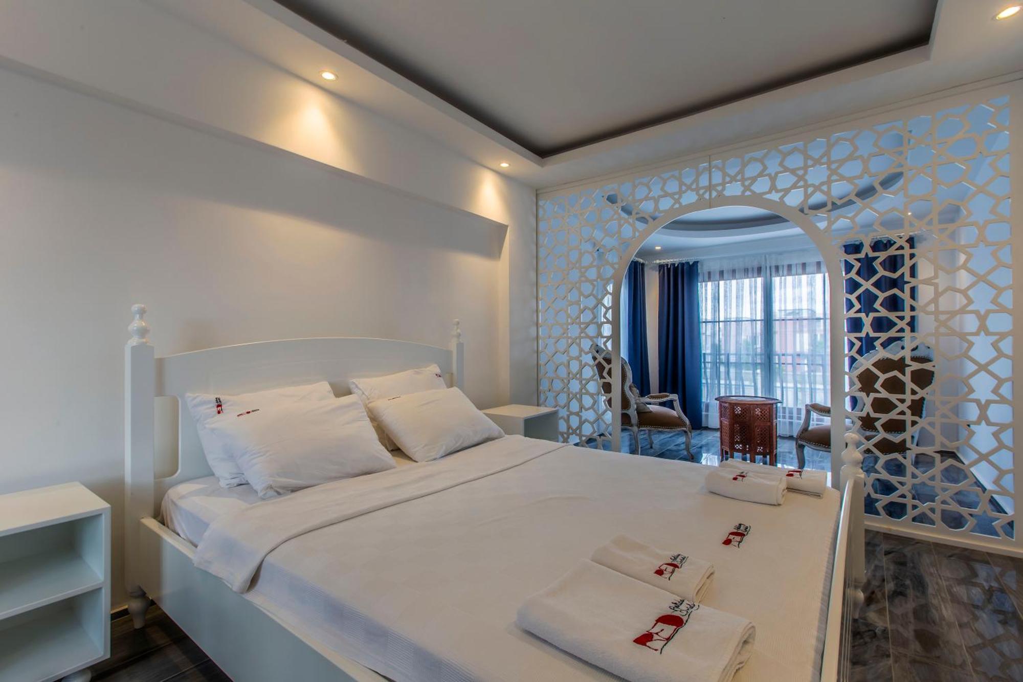Red Premium Avangarde Sik Mimari Villa Belek
